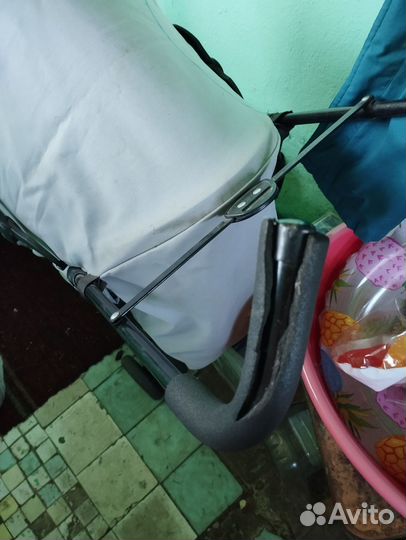 Прогулочная коляска