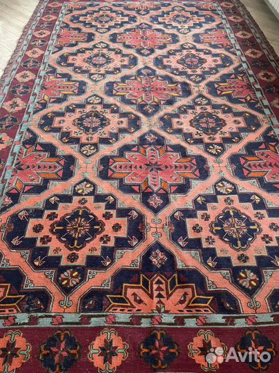 Старинный сумаг