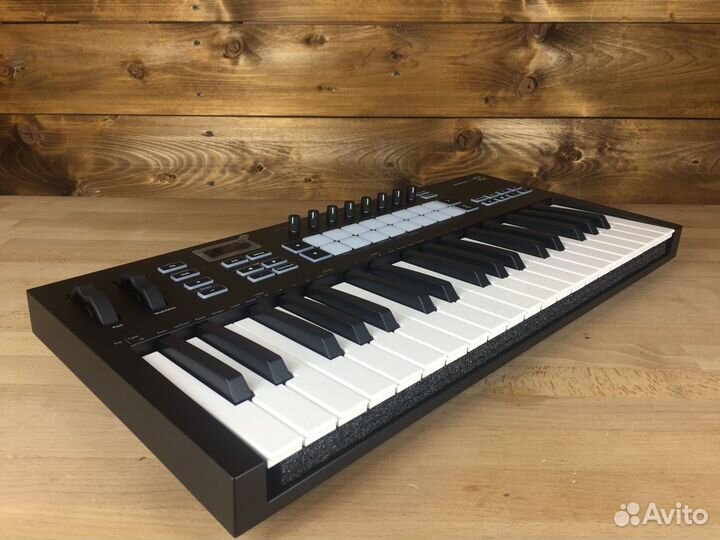 Novation Launchkey 37 MK3 в Наличии