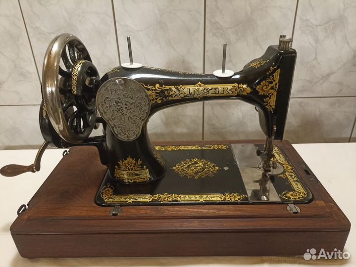 Швейная машинка 