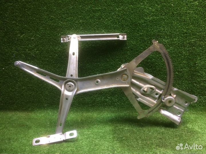 Стеклоподъемник Opel Astra H Z16XER 2007