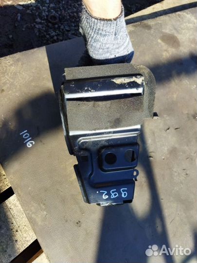 Домкрат Toyota Land Cruiser Prado GRJ120 1grfe