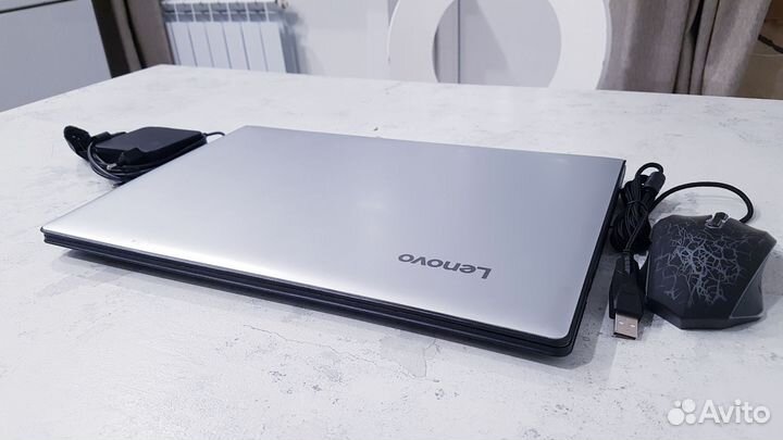 I5-6200u/12озу/500Gb Игровой ноут