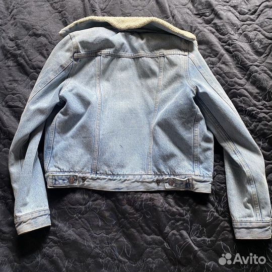 Джинсовая куртка женская levis