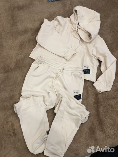 Костюм женский Incanto