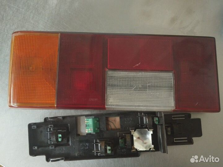 Фара, задняя левая ваз 21099