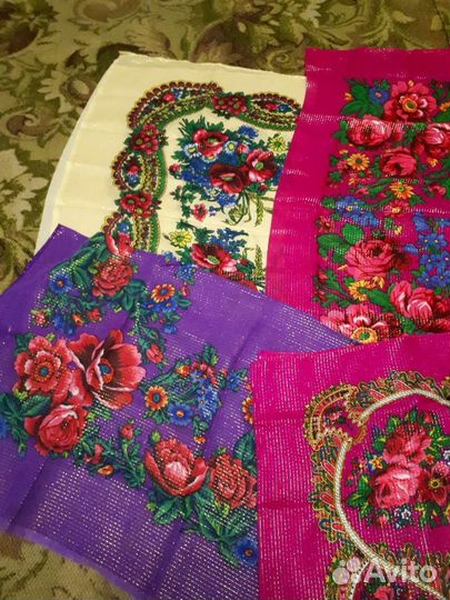 Платки шерстяные новые