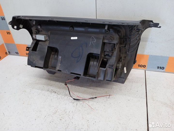 Бардачок Volkswagen Jetta 5 1.6 2009