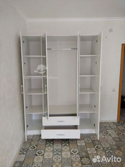 Шкаф распашной