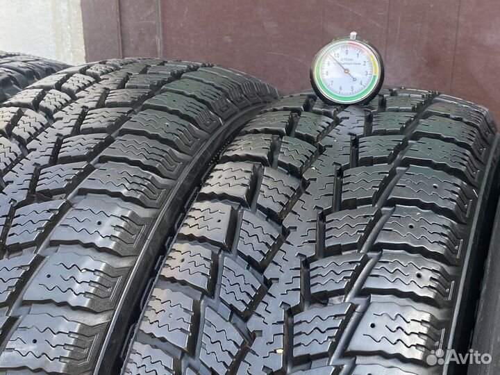 Marshal Power Grip KC11 205/70 R15C
