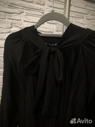 Платье Zara
