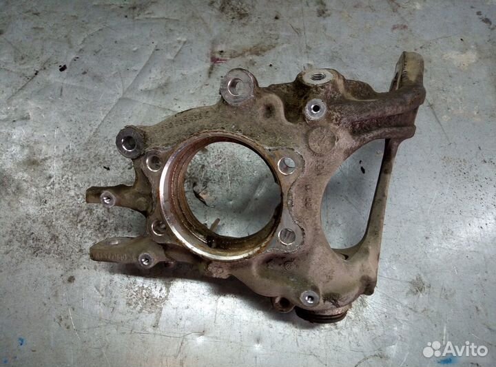 Кулак поворотный задний Audi Q5