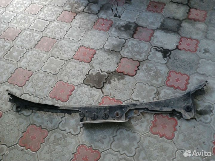 Жабо лобового стекла BMW 7-Series F01