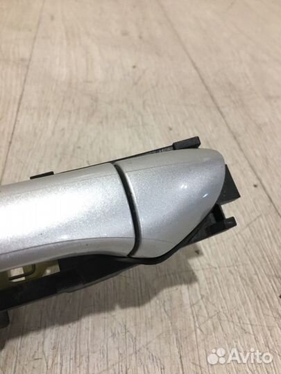 Ручка двери внешняя задняя левая Mercedes Benz