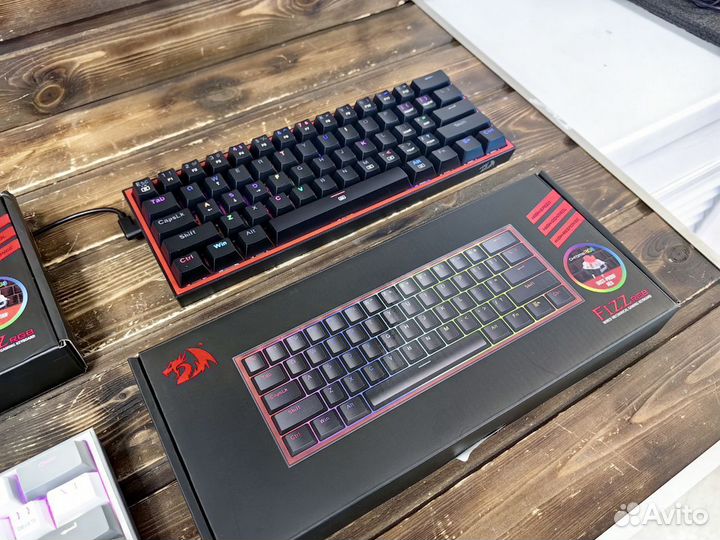 Клавиатура механическая Redragon Fizz RGB