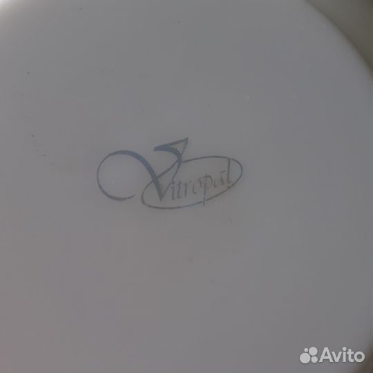 Глубокие суповые тарелки новые