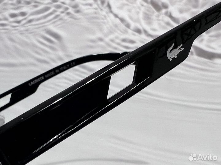 Солнцезащитные очки мужские Lacoste