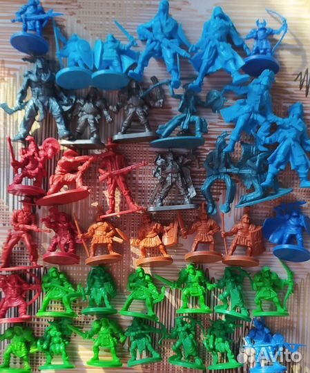 Игрушки- солдатики пакетом