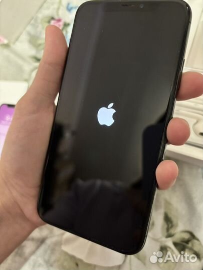 iPhone X, 64 ГБ