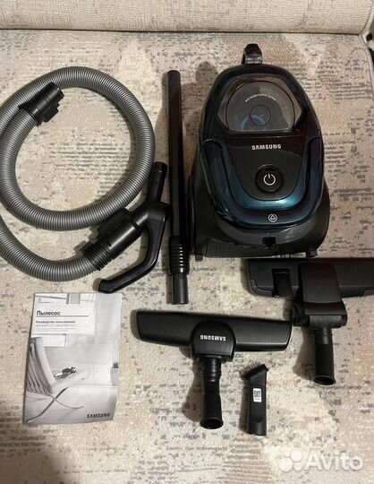Пылесос Samsung 1800w с управлением на ручке