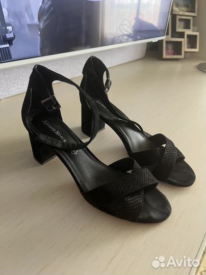 Босоножки женские 40 размер