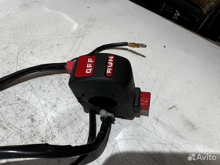 Пульт правый универсальный для мотоцикла руль 22мм