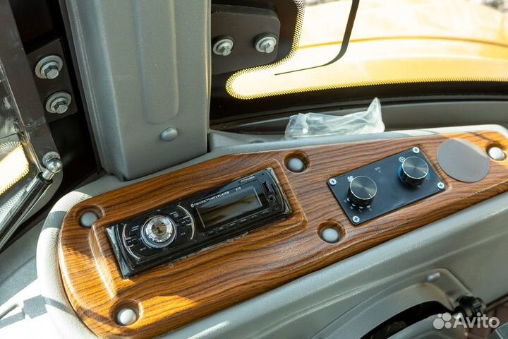 Экскаватор-погрузчик LGCM LGB88, 2023