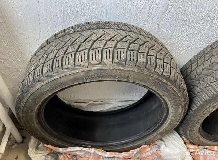 Meshiline MH777 235/45 R18