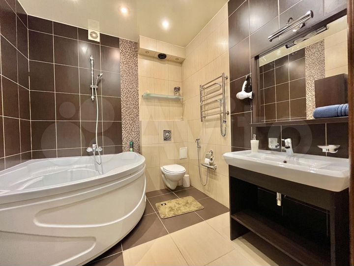 2-к. квартира, 60 м², 6/20 эт.