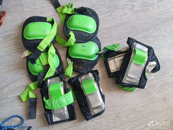 Роликовые коньки детские с защитой