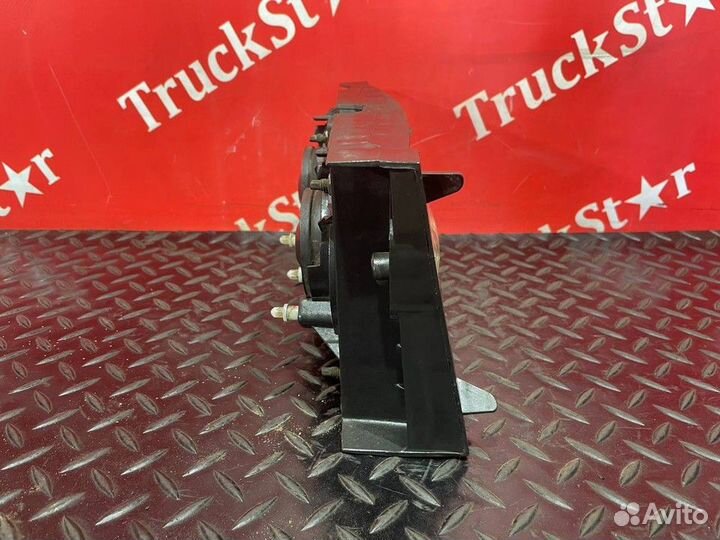 Фара противотуманная правая Daf XF105