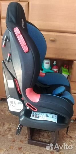 Автокресло с креплением Изофикс 9-18 кг