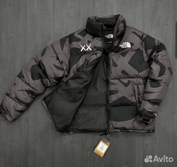 Куртка the north face kaws