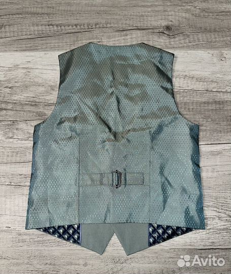 Жилетка новогодняя next для мальчика 140