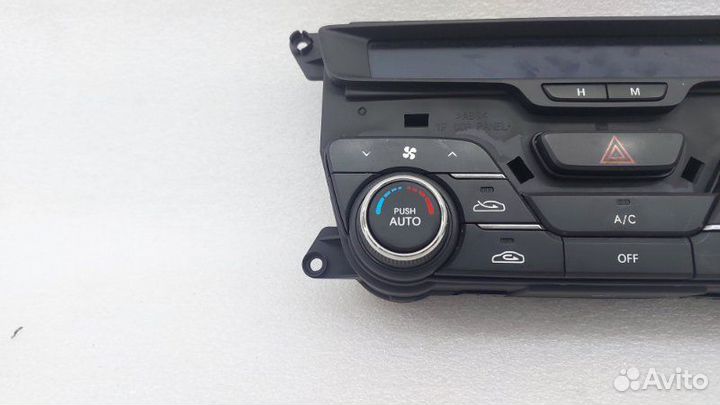 Б/У Б/У Блок управления климат контролем Состояние