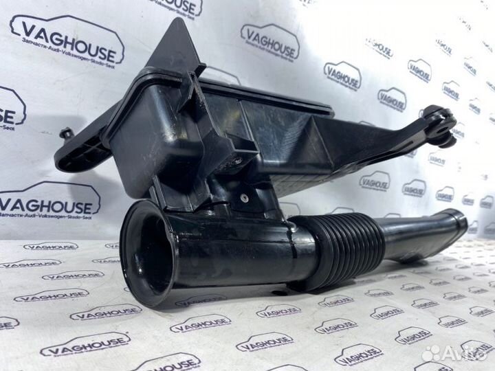 Патрубок воздушного фильтра Mazda 3 BK 1.6 2006