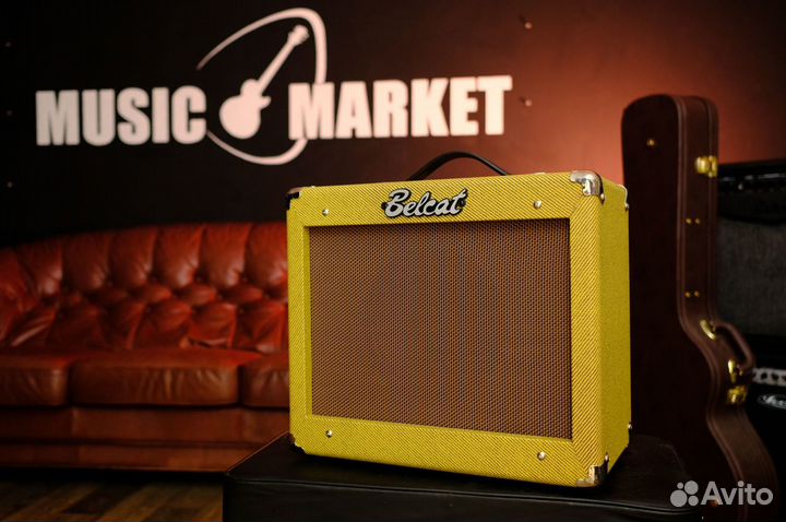 Гитарный комбоусилитель + аксессуар