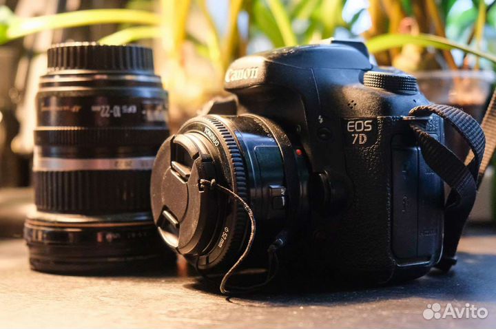 Canon EOS 7D + 2 объектива + вспышка и аксессуары