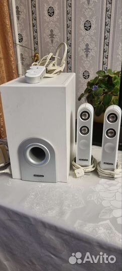 Комплект компьютерных колонок Creative