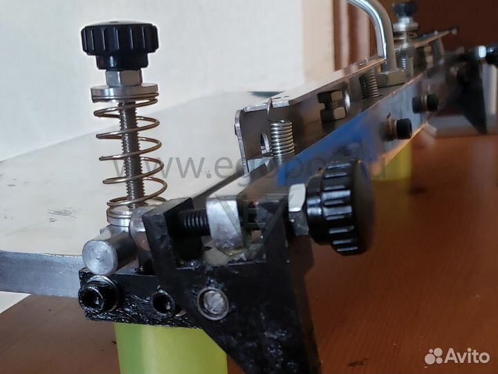 Ручная загибочная машина для кожи