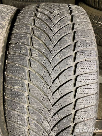 Goodyear UltraGrip Ice 2 235/45 R18 98T