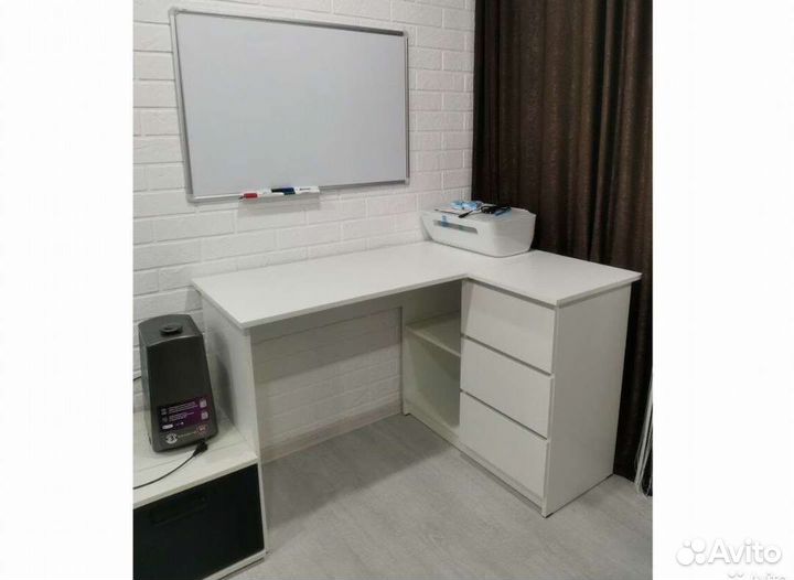 Письменный стол белый, угловой