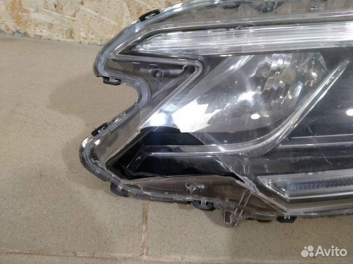 Фара левая Honda CR-V 2012-2018 33150-T1G-G01