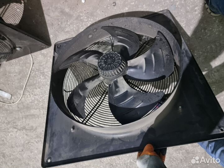 Вентилятор вытяжной промышленный бу