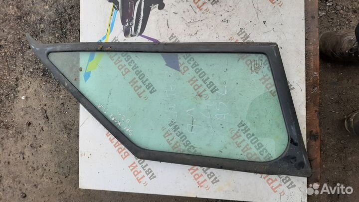 Мерседес Спринтер форточка передняя левая