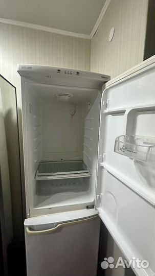 Холодильник