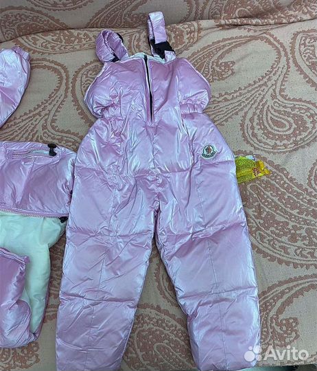 Пуховик (комбинезон) moncler для девочки 92-98 см