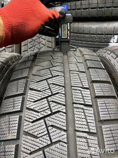 Pirelli Ice Asimmetrico Plus 225/45 R18