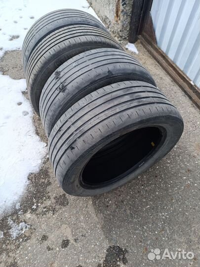 Continental ContiPremiumContact 215/50 R17