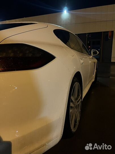 Porsche Panamera 4 3.6 AMT, 2011, 165 400 км